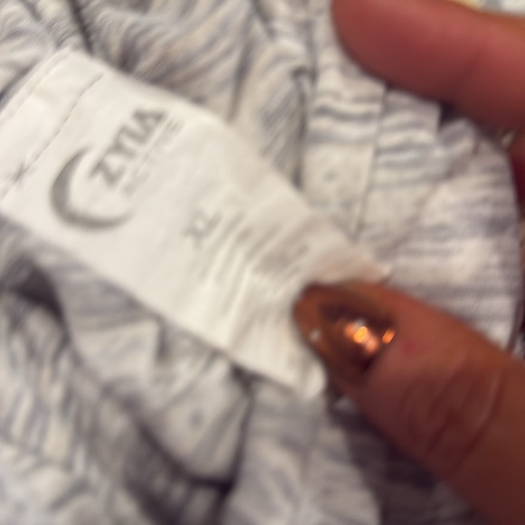 ZYIA Women's Heathered Gray Long Sleeve Sweatshirt XL active gym workout top - Picture 3 of 6